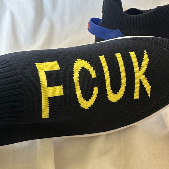 NEW - French Connection - 'FCUK' Camden Slip on Sneakers - Size 10 - Picture 2 of 9